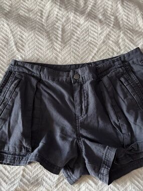 Converse Women's Dark Gray Casual Pleated Shorts